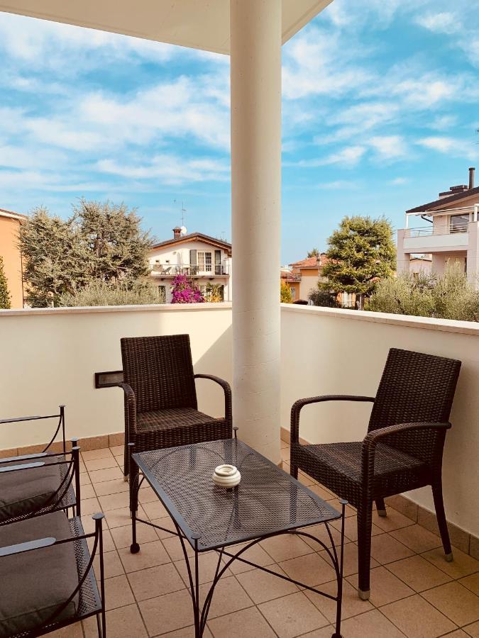 Resort Del Lago Desenzano del Garda Exterior foto
