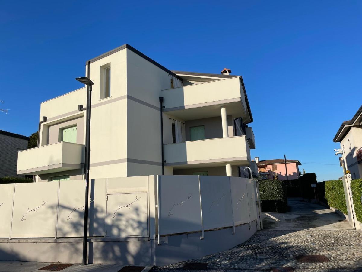 Resort Del Lago Desenzano del Garda Exterior foto
